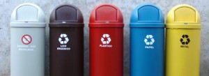 pojemniki do segregowania odpadów kolory